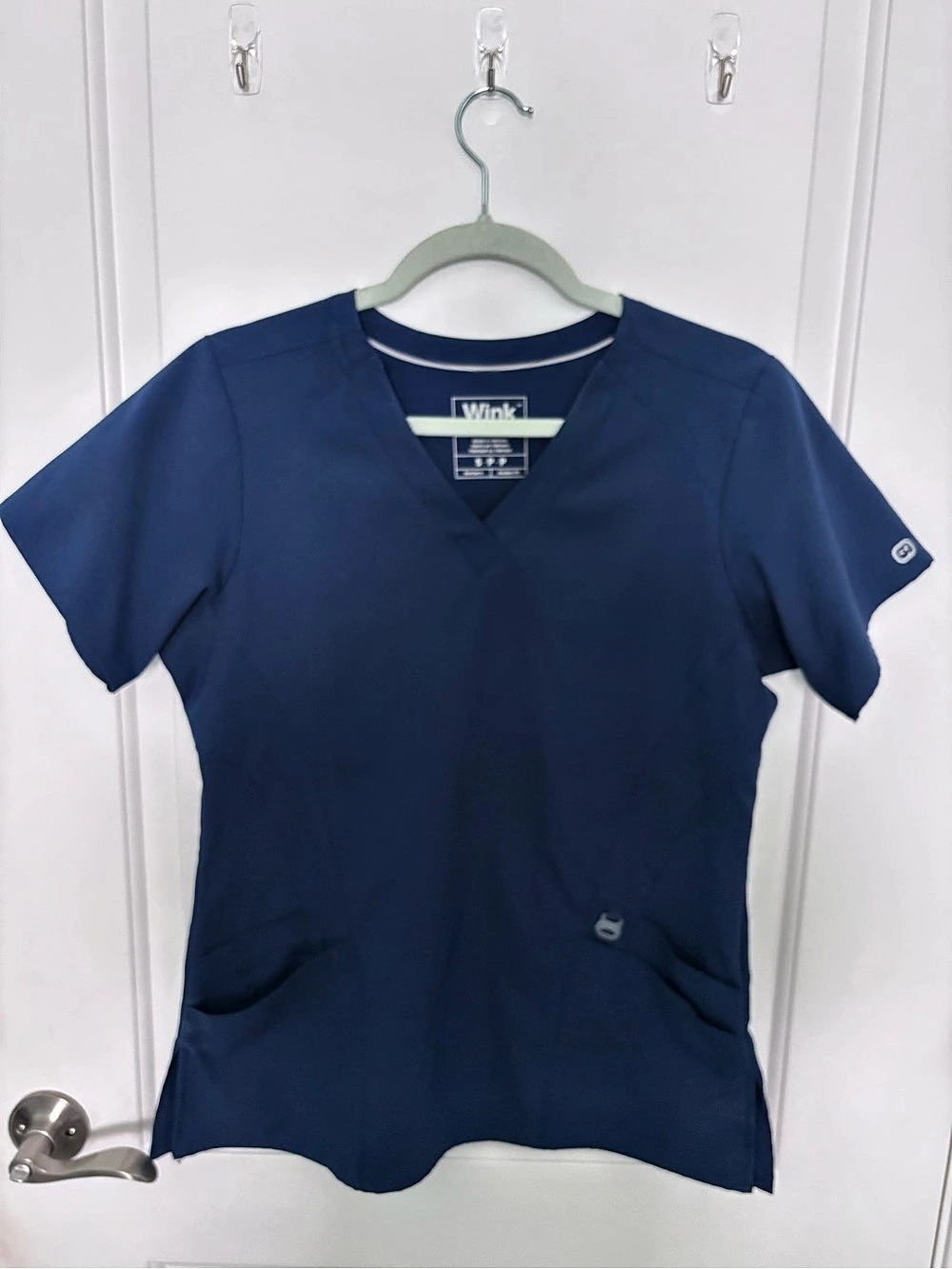 Wink W123 Modern Fit V-Neck Scrub Top Modern Fit V-Neck Blue Scrub Top Small